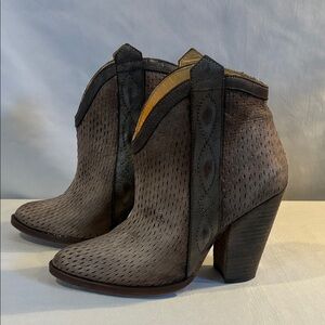 Naughty Monkey Rita brown gray distressed leather pull on western ankle booties